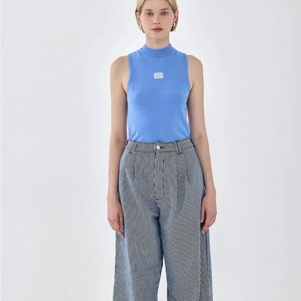 NWT Sporty Knitted Sleeveless Tank Top